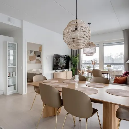 New 2br With Balcony, Sauna&great Location Apartament