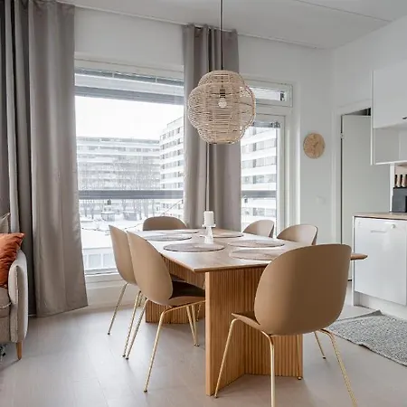 Apartamento New 2br With Sauna, Balcony & Great Location *